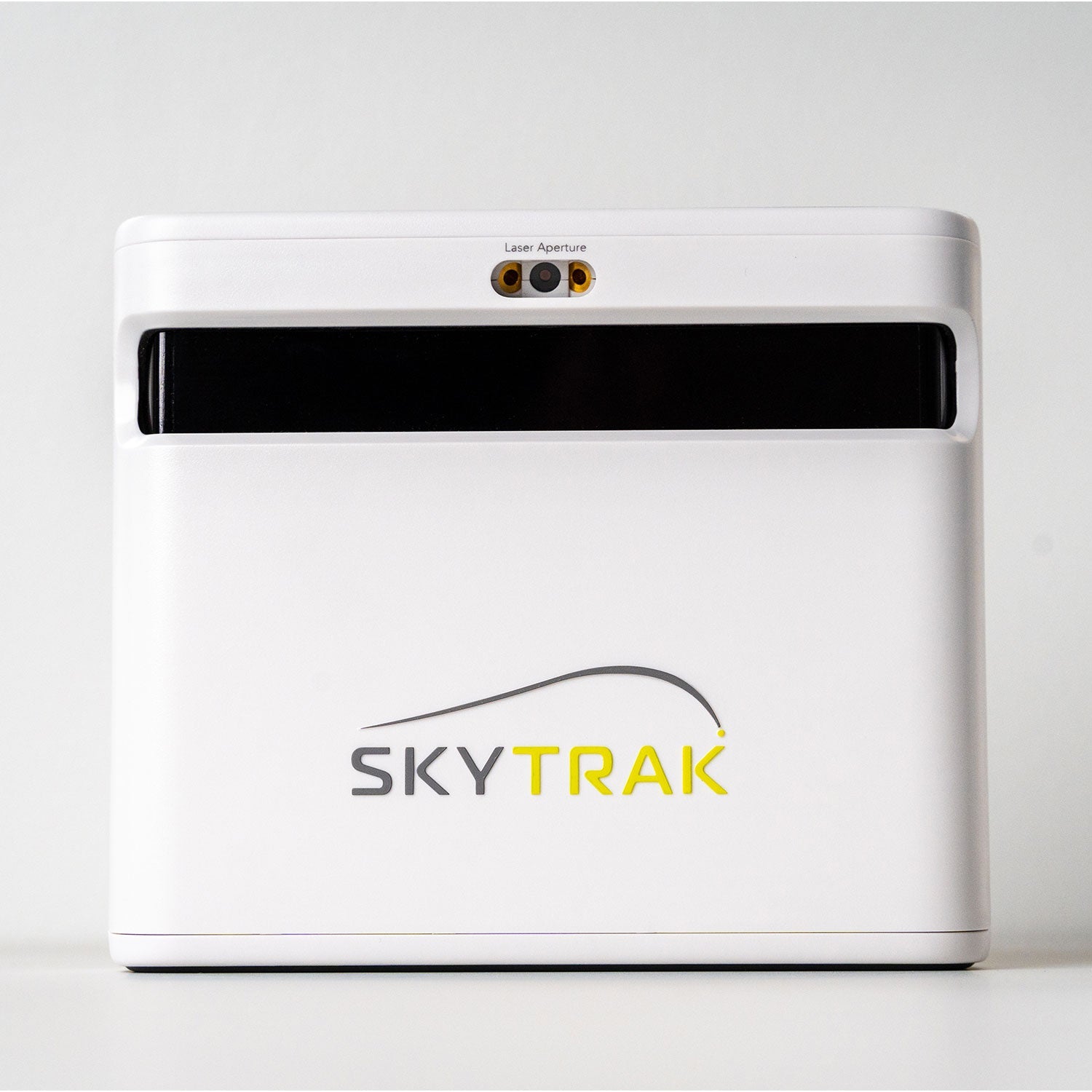 SkyTrak+ Golf Launch Monitor & Simulator