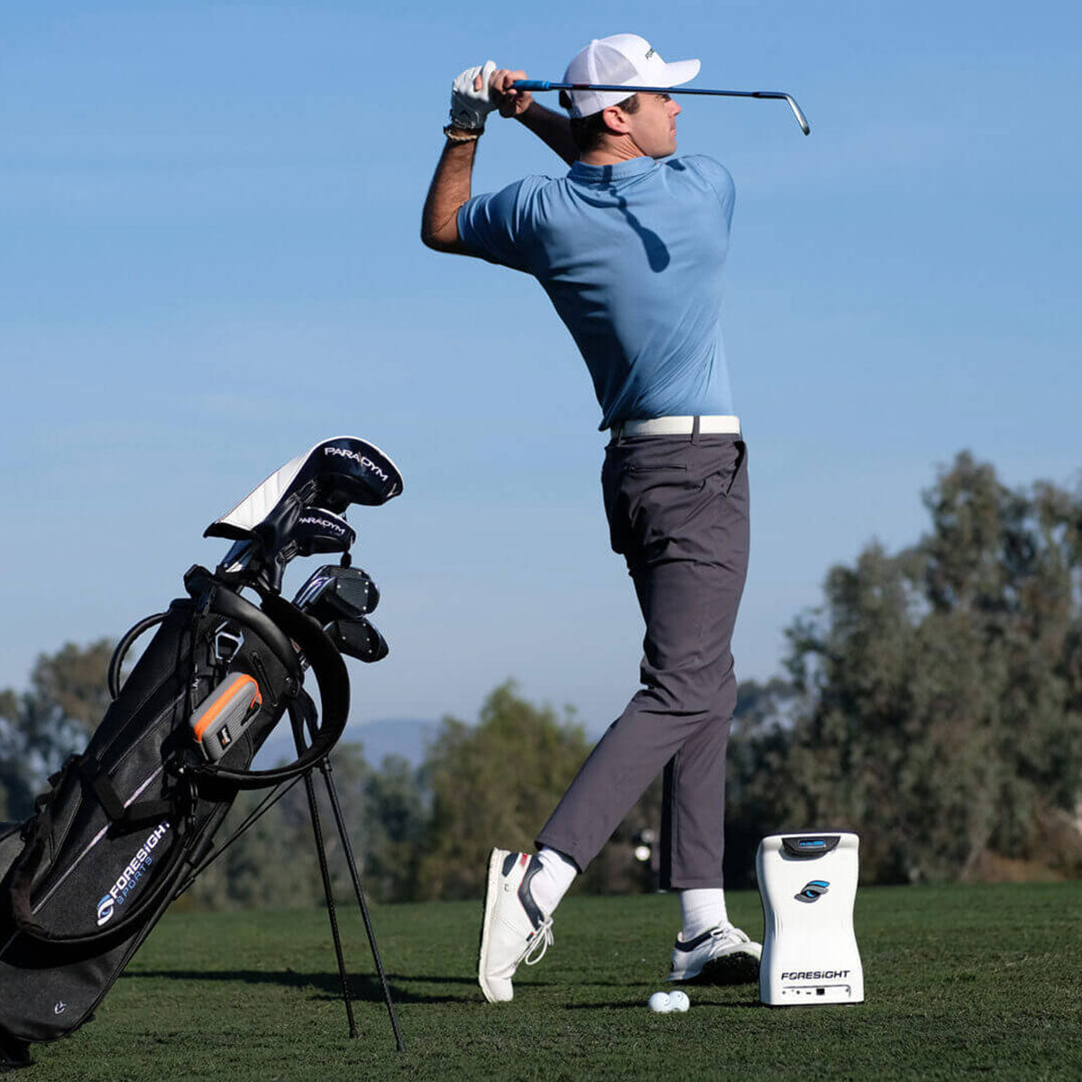 Foresight QuadMAX with PlayBetter SimStudio™ COMPLETE Package | Golf Simulator Studio with Impact Screen. Enclosure. Side Barriers. Hitting/Putting Mats & Projector